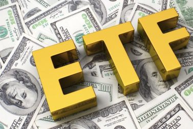 ETFs: Canadian blue chips dominate these two ETFs