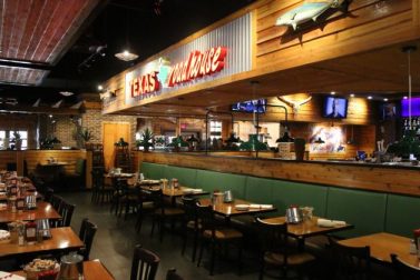 Earnings rose 18.5% at Texas Roadhouse